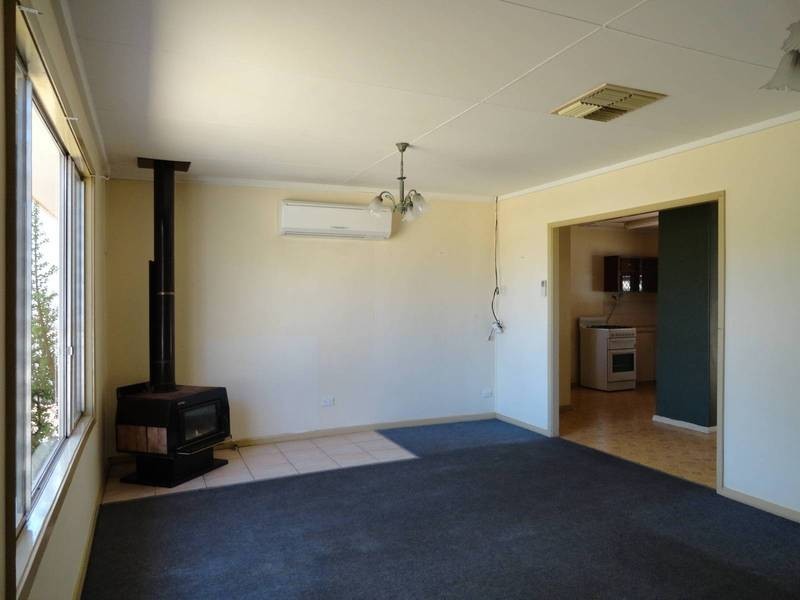 80 Sylvester Street, Coolgardie WA 6429