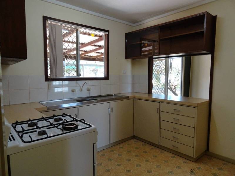 80 Sylvester Street, Coolgardie WA 6429