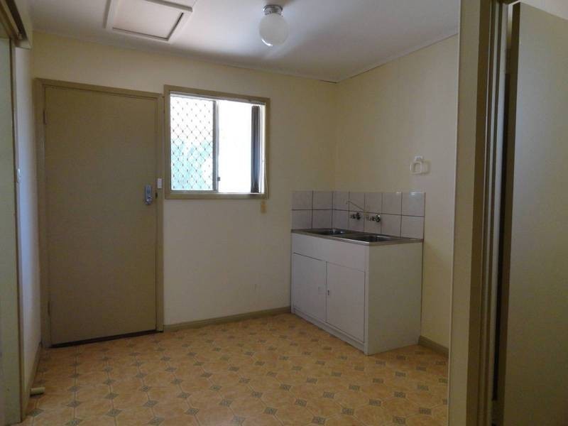 80 Sylvester Street, Coolgardie WA 6429