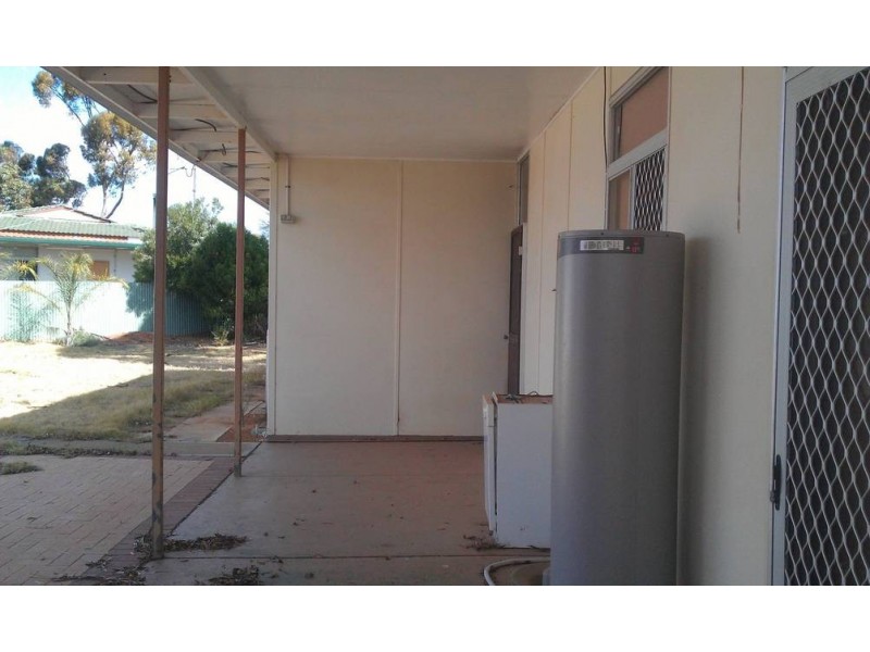 4 Cassia Crescent, Kambalda West WA 6442