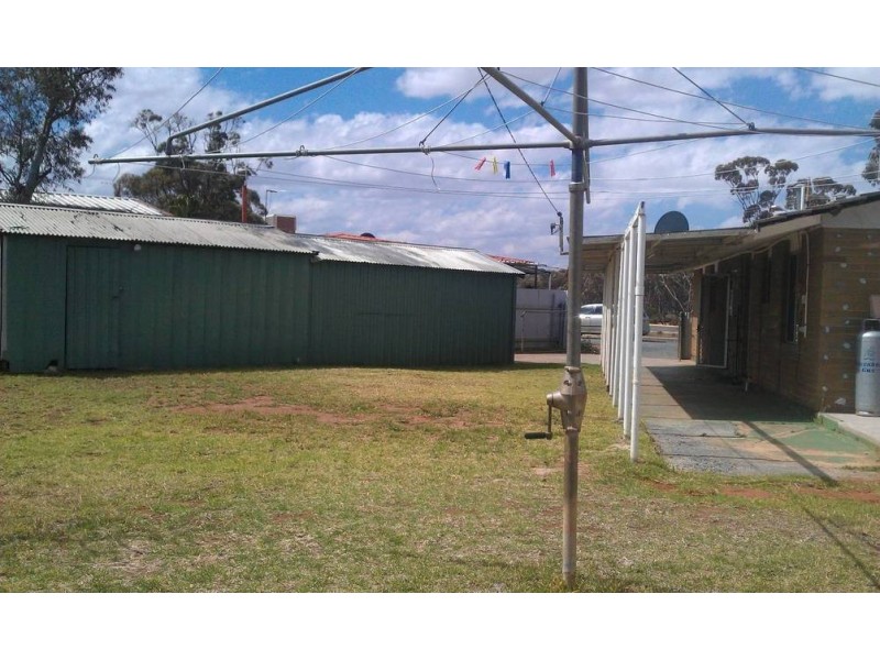 18 Quandong Road, Kambalda West WA 6442