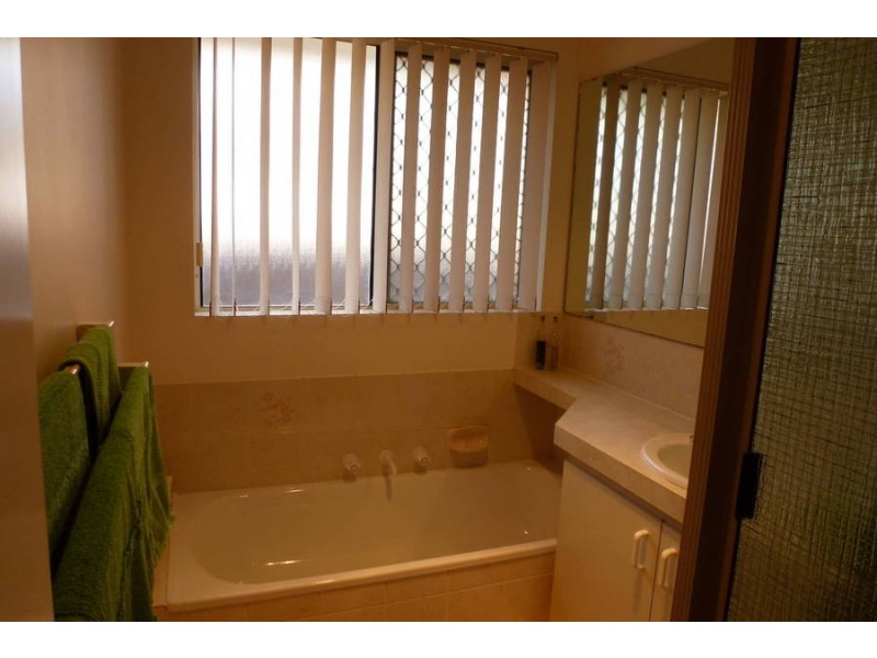 19 Riverina Way Hannans, Kalgoorlie WA 6430