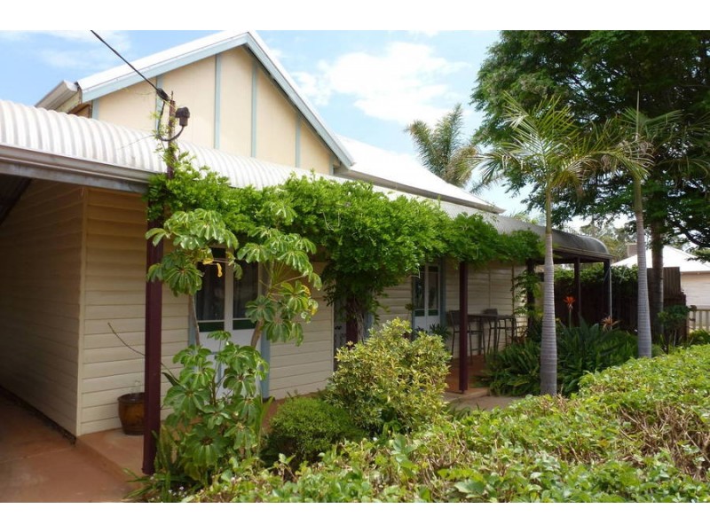 29 Broadarrow Rd, Kalgoorlie WA 6430