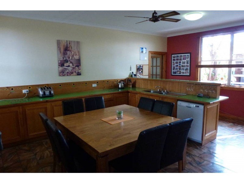 29 Broadarrow Rd, Kalgoorlie WA 6430