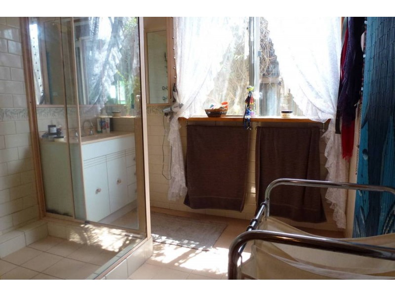 29 Broadarrow Rd, Kalgoorlie WA 6430