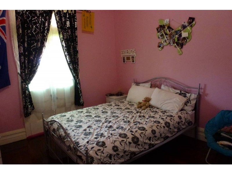 29 Broadarrow Rd, Kalgoorlie WA 6430