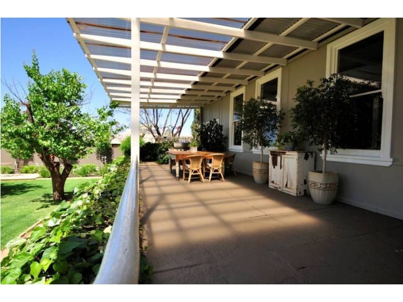 6 Elizabeth St, Kalgoorlie WA 6430