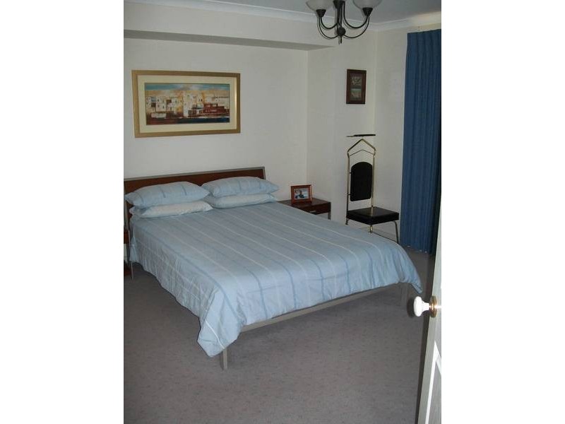 27B Paddington Dr, Kalgoorlie WA 6430