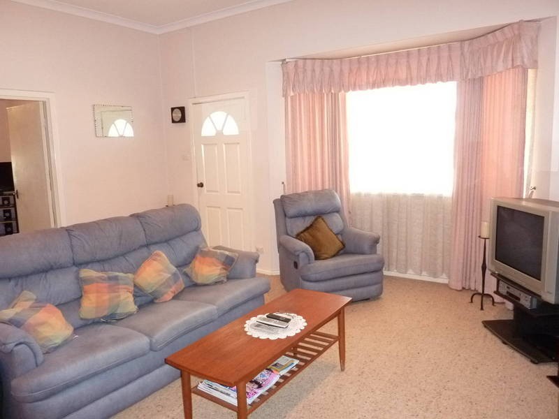 68 Federal Rd, Kalgoorlie WA 6430