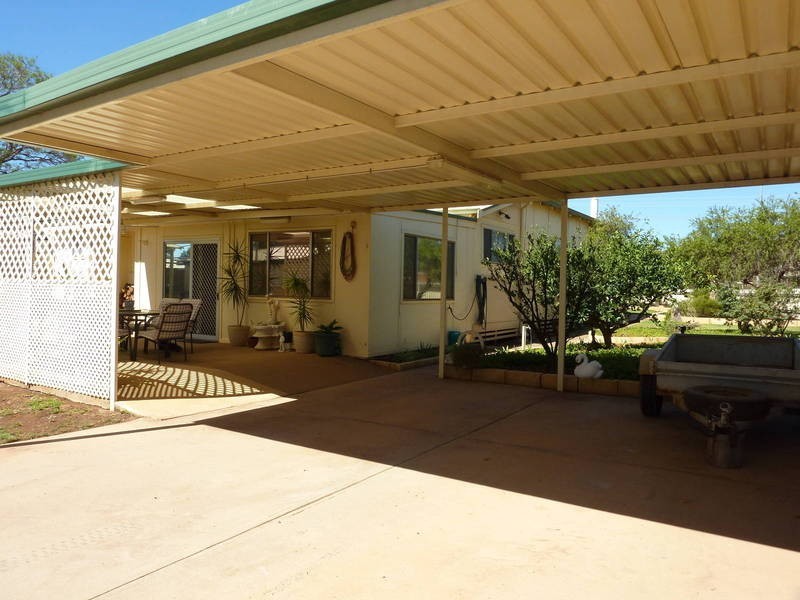 68 Federal Rd, Kalgoorlie WA 6430