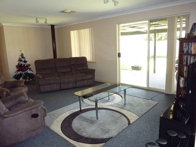 8 Rainsford Loop Fairways, Kalgoorlie WA 6430