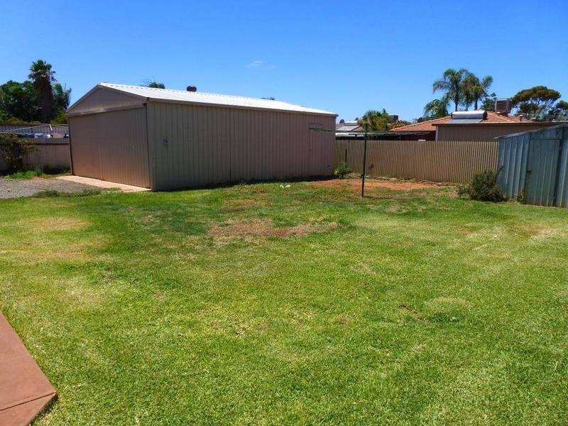 17 Robertson Street, Kalgoorlie WA 6430