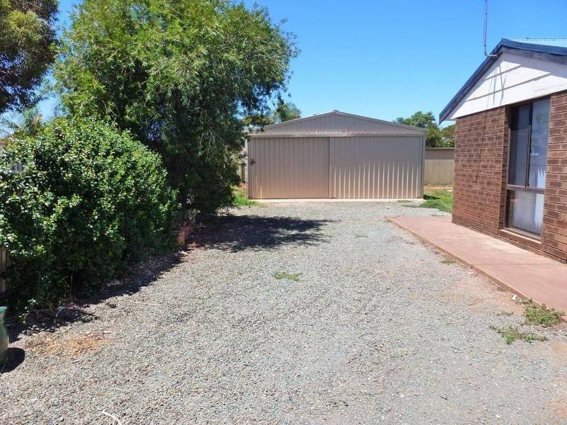 17 Robertson Street, Kalgoorlie WA 6430