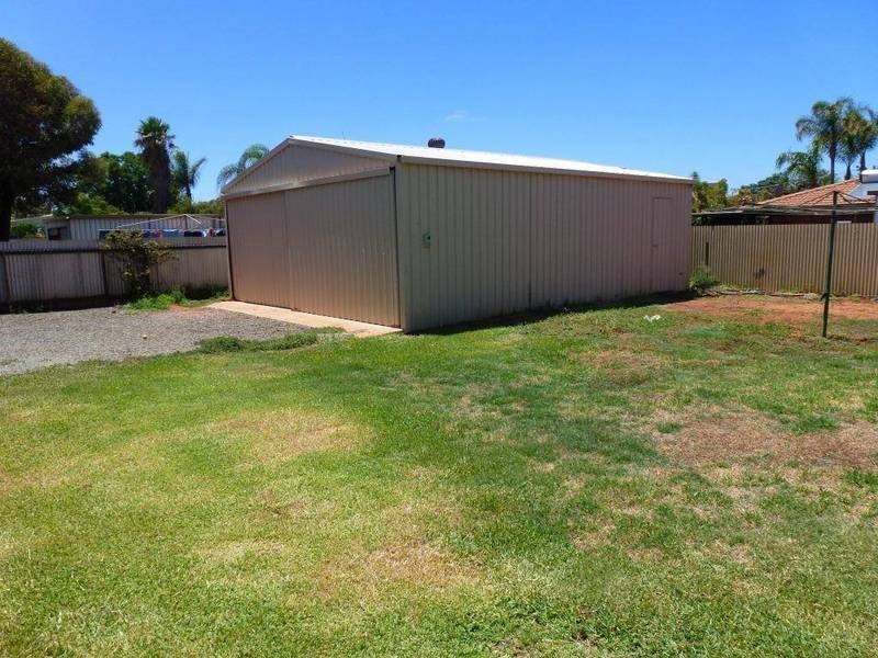 17 Robertson Street, Kalgoorlie WA 6430