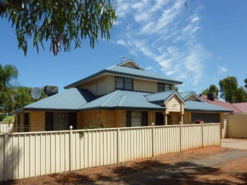 10 Oswald St, Kalgoorlie WA 6430