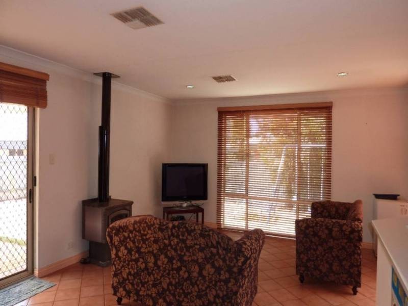 6 Riverina Way Hannnans, Kalgoorlie WA 6430