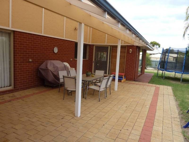 6 Riverina Way Hannnans, Kalgoorlie WA 6430