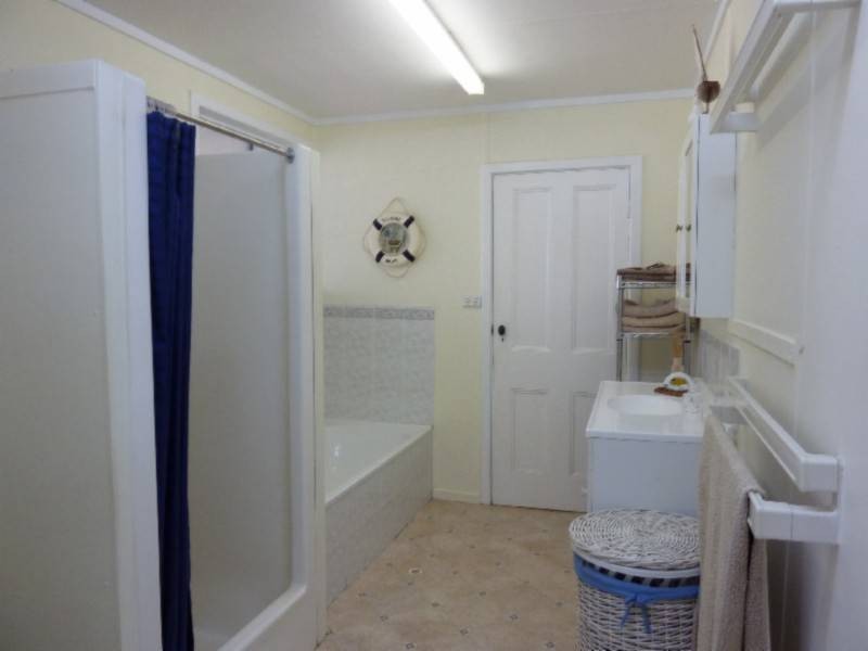 3 Ardagh Ave, Kalgoorlie WA 6430