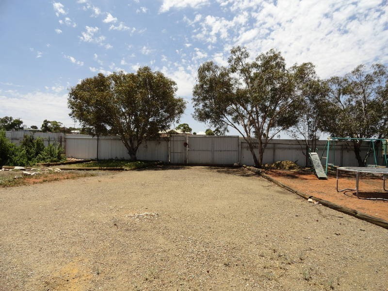 46 Sylvester Street, Coolgardie WA 6429