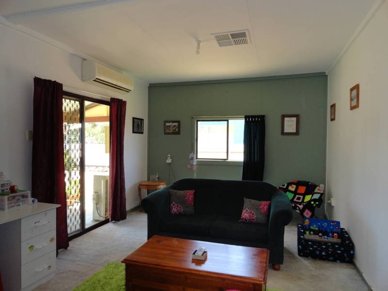 46 Sylvester Street, Coolgardie WA 6429