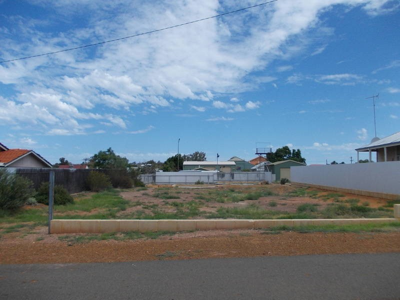 63 Lindsay St, Coolgardie WA 6429