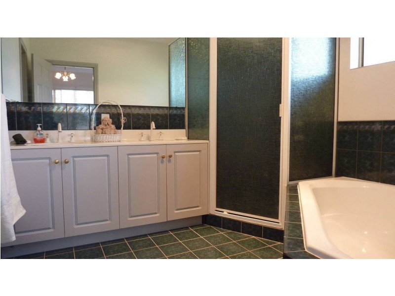 35 Davyhurst Drive Hannans, Kalgoorlie WA 6430