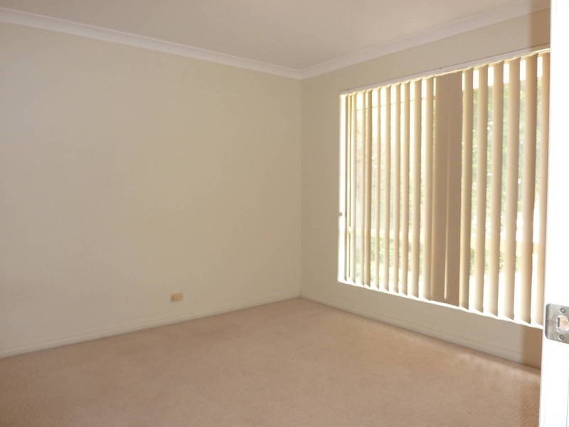 7 Crowley Gardens, Kalgoorlie WA 6430