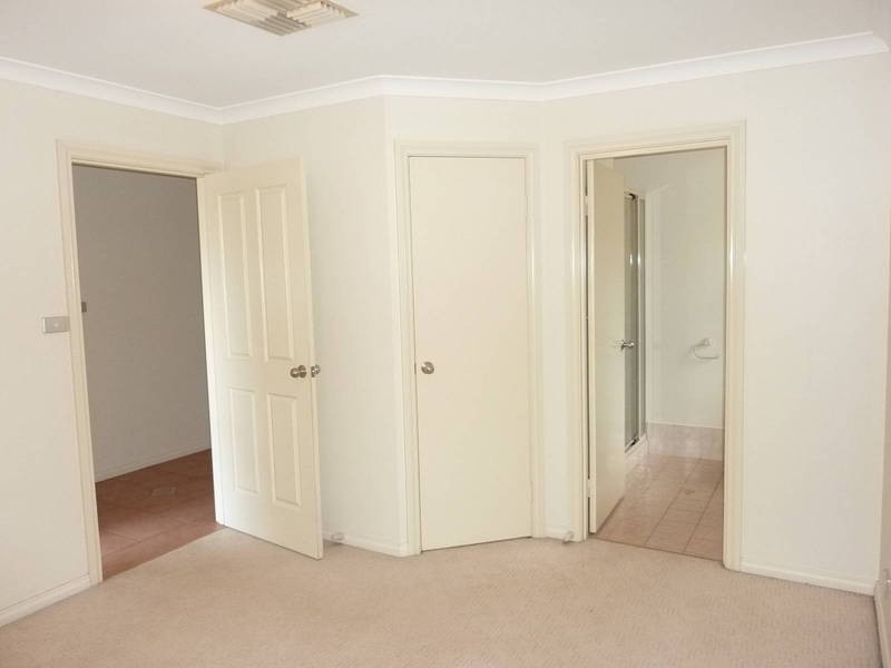 7 Crowley Gardens, Kalgoorlie WA 6430