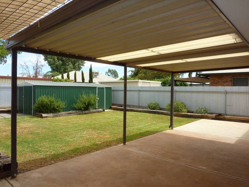 7 Crowley Gardens, Kalgoorlie WA 6430
