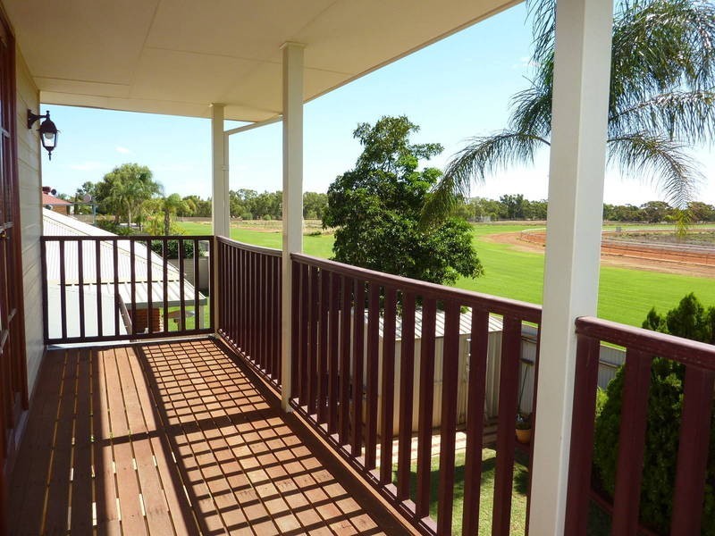 16 Geoffrey Stokes Pde, Kalgoorlie WA 6430