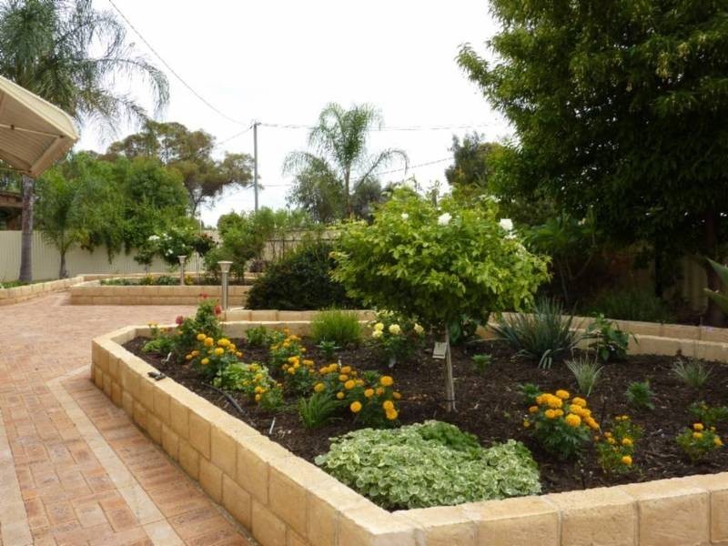 17 Melba St, Kalgoorlie WA 6430