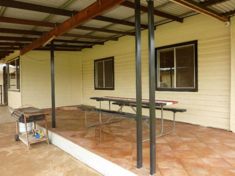 17 Melba St, Kalgoorlie WA 6430