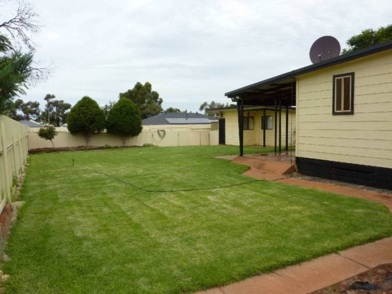 17 Melba St, Kalgoorlie WA 6430