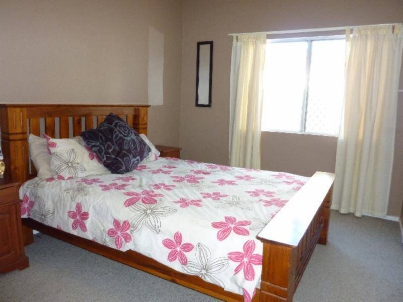 5 Chamberlain St, Lamington WA 6430