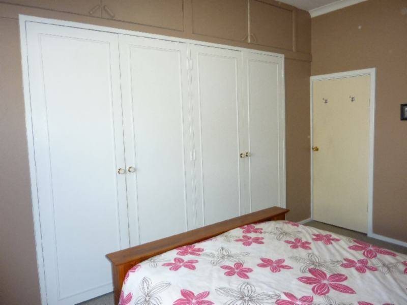 5 Chamberlain St, Lamington WA 6430