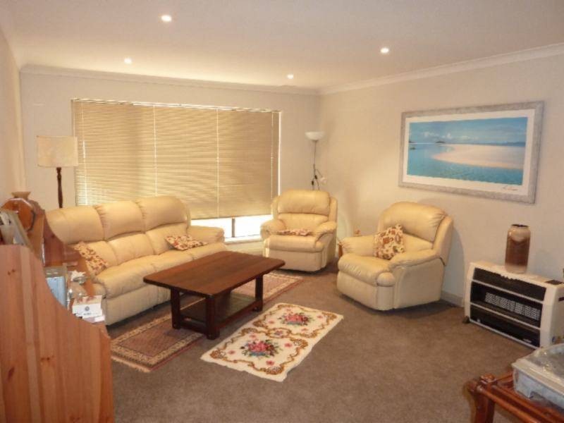 30 McCarthy St, Kalgoorlie WA 6430