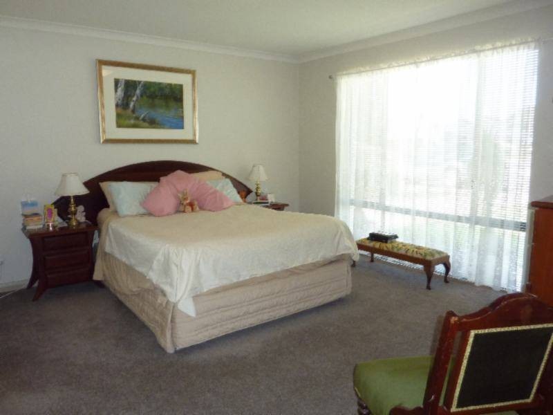 30 McCarthy St, Kalgoorlie WA 6430