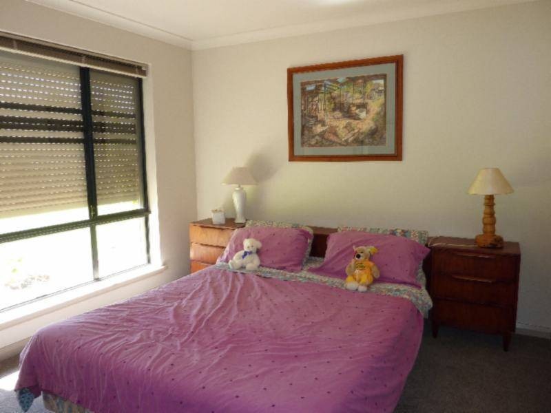 30 McCarthy St, Kalgoorlie WA 6430