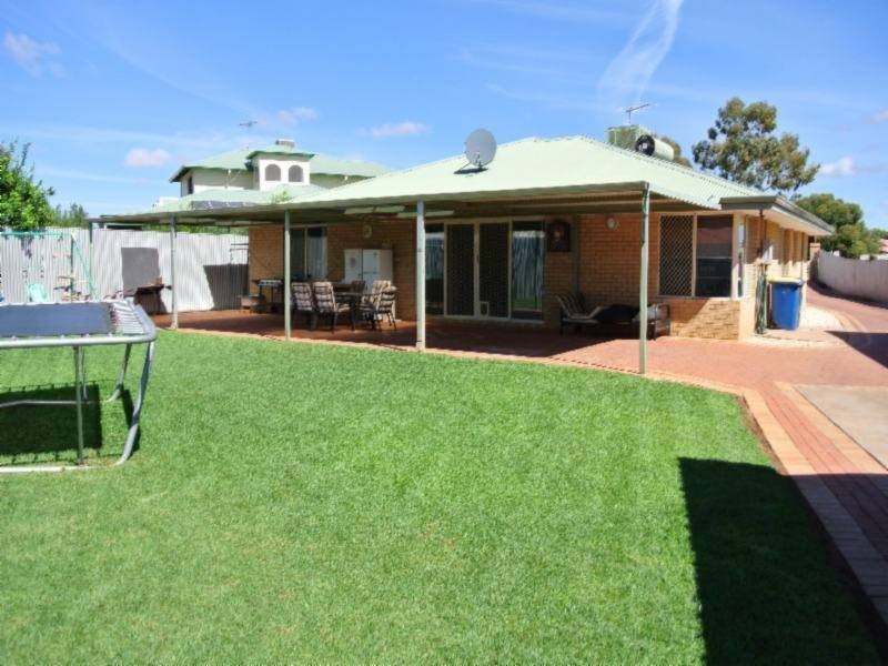 25 Hefron Circle Somerville, Kalgoorlie WA 6430