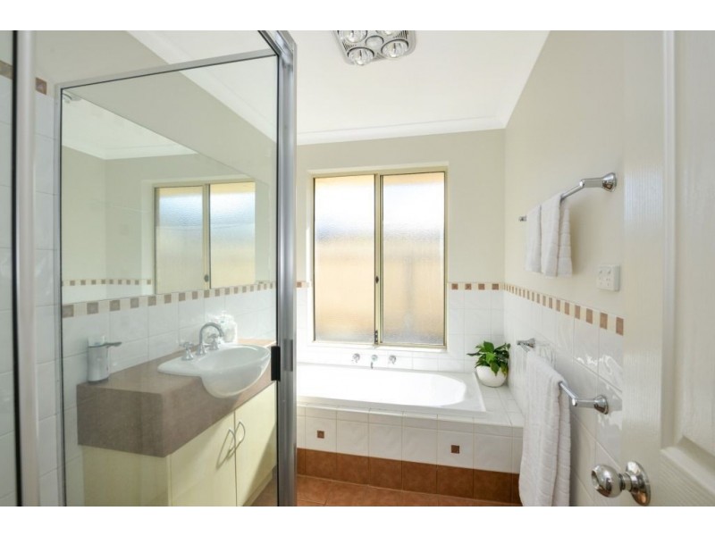 8 Wingate Street, Somerville WA 6430