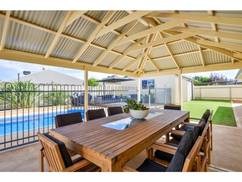 8 Wingate Street, Somerville WA 6430