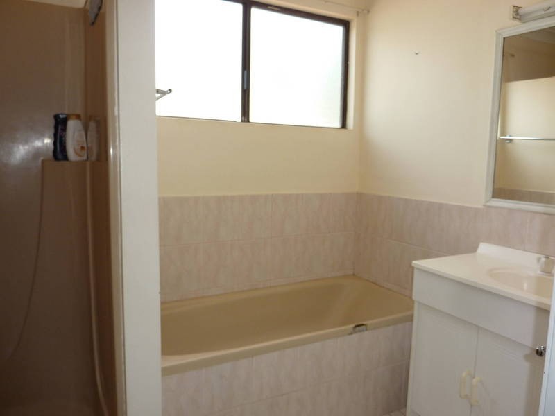 55 Graeme St, Lamington WA 6430