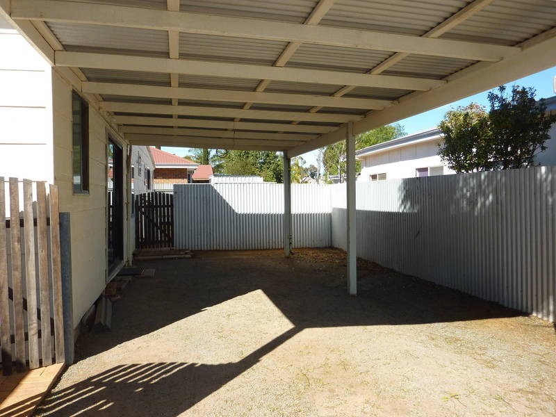 55 Graeme St, Lamington WA 6430