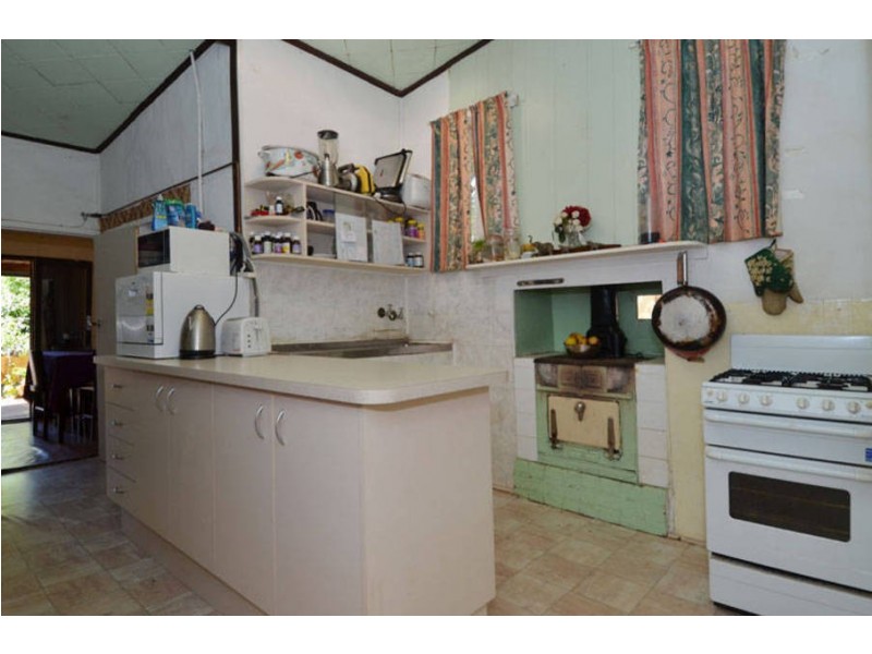 32 Forrest St  Boulder, Kalgoorlie WA 6430