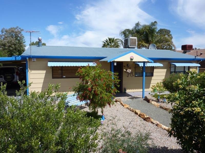 36 North Terrace, Boulder WA 6432