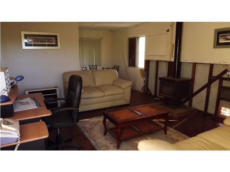 56 Serpentine Rd, Kambalda East WA 6442