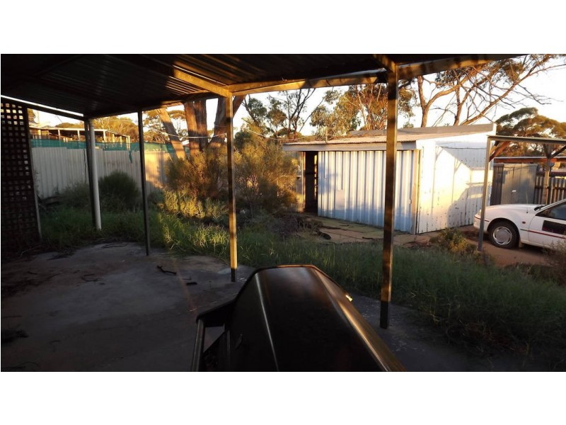 56 Serpentine Rd, Kambalda East WA 6442
