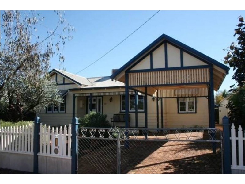 44 Ward Street, Lamington WA 6430