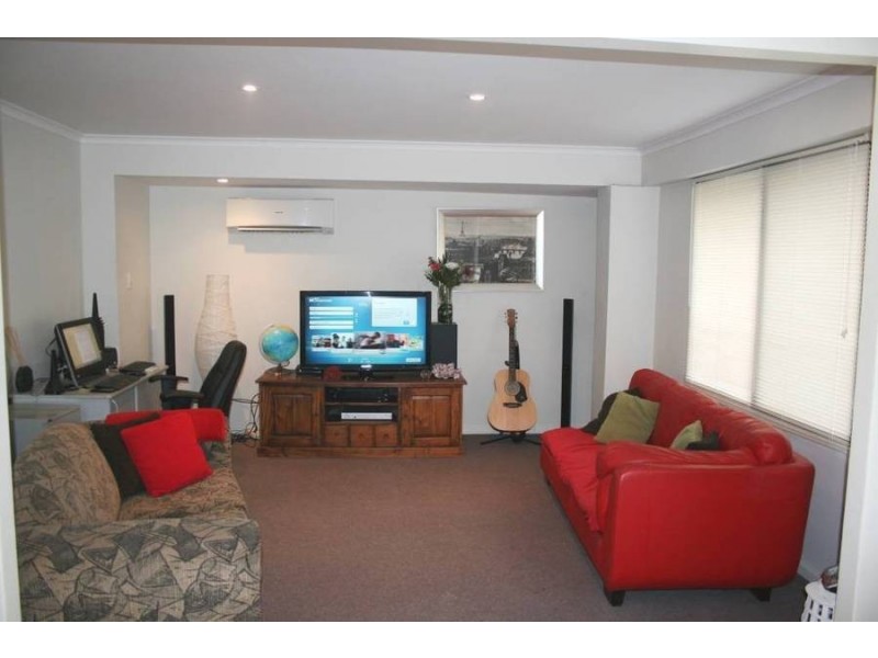 135 Addis St, Lamington WA 6430