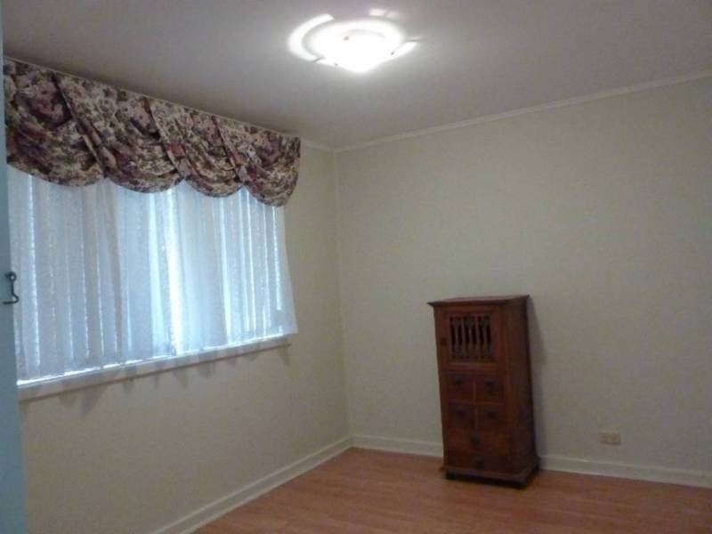 8 Lewis St, Lamington WA 6430